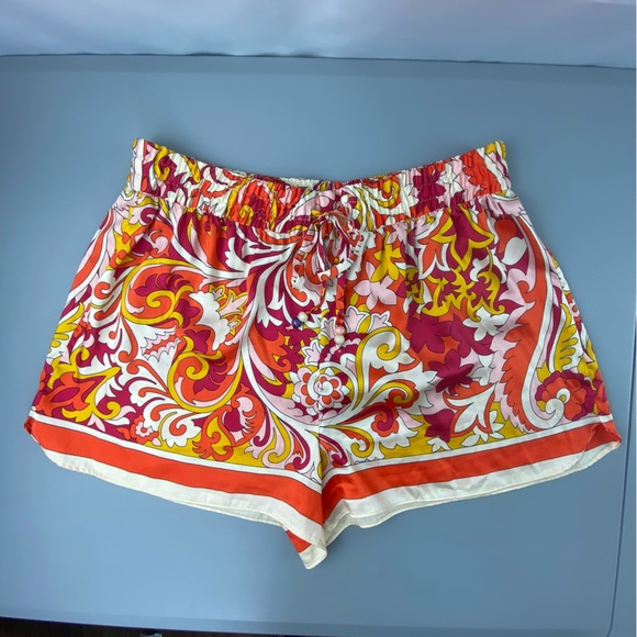 NWT Zara Flowy Printed Shorts 8066 035 330 - Size XL - Picture 7 of 11